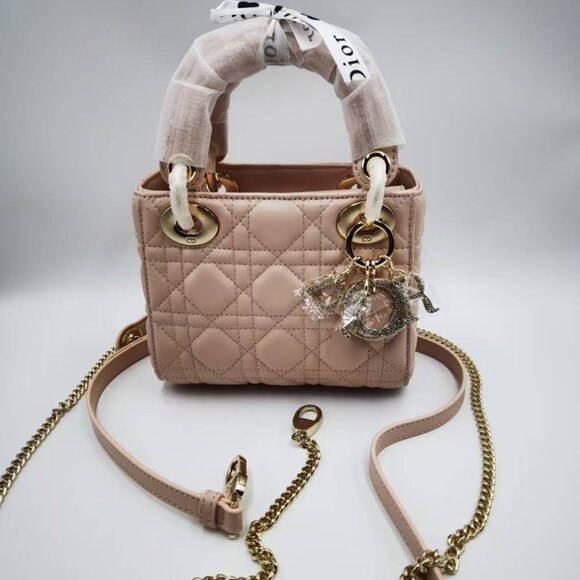 ✨✨Dior bag - Picture 1 of 6